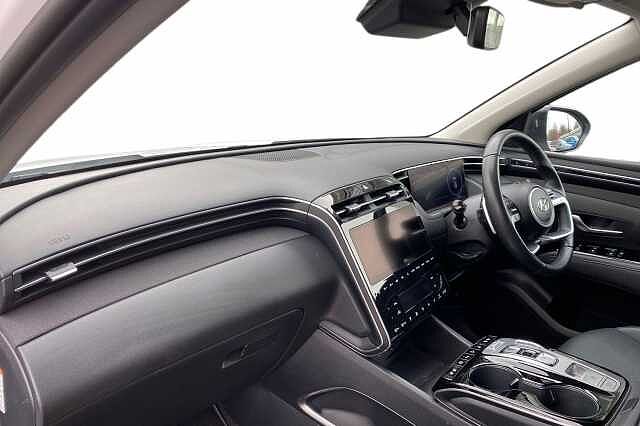 Hyundai TUCSON 1.6 TGDi Hybrid 230 Ultimate 5dr 2WD Auto Atlas White