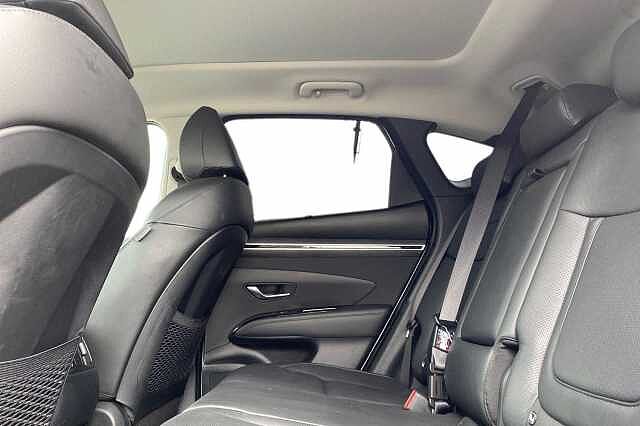 Hyundai TUCSON 1.6 TGDi Hybrid 230 Ultimate 5dr 2WD Auto Atlas White