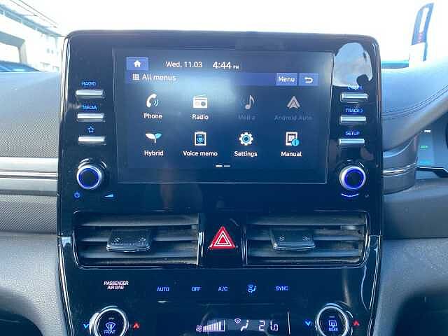 Hyundai IONIQ 1.6 h-GDi SE Connect Hatchback 5dr Petrol Hybrid DCT Euro 6 (s/s) (141 ps) Blue