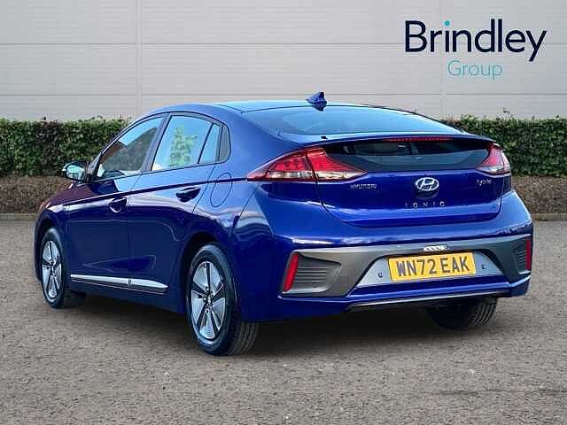 Hyundai IONIQ 1.6 h-GDi SE Connect Hatchback 5dr Petrol Hybrid DCT Euro 6 (s/s) (141 ps) Blue