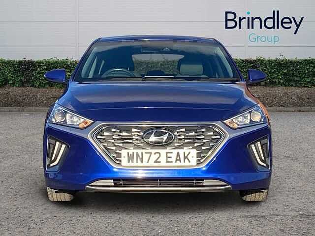 Hyundai IONIQ 1.6 h-GDi SE Connect Hatchback 5dr Petrol Hybrid DCT Euro 6 (s/s) (141 ps) Blue