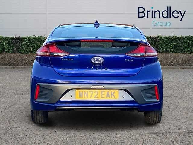 Hyundai IONIQ 1.6 h-GDi SE Connect Hatchback 5dr Petrol Hybrid DCT Euro 6 (s/s) (141 ps) Blue