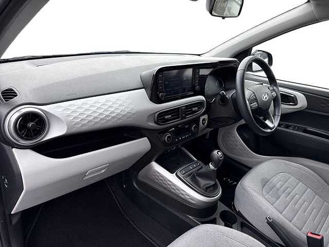 Hyundai I10 1.0 Premium Hatchback 5dr Petrol Manual Euro 6 (s/s) (67 ps) Meta Blue
