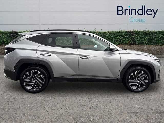 Hyundai TUCSON 1.6T Hybrid Ultimate 5dr Auto Shimmering Silver