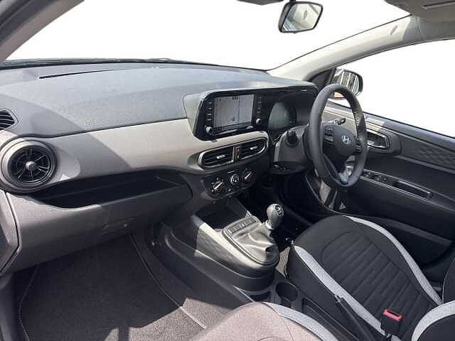 Hyundai I10 1.0 [63] Advance 5dr [Nav] Phantom Black