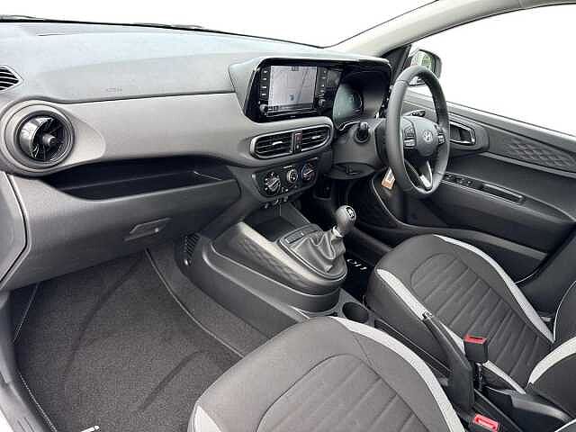 Hyundai I10 1.0 [63] Advance 5dr [Nav] Atlas White