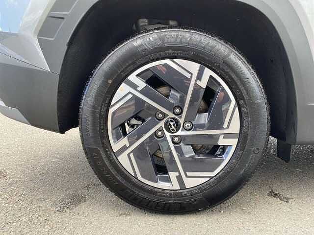 Hyundai TUCSON 1.6T Advance 5dr Shimmering Silver