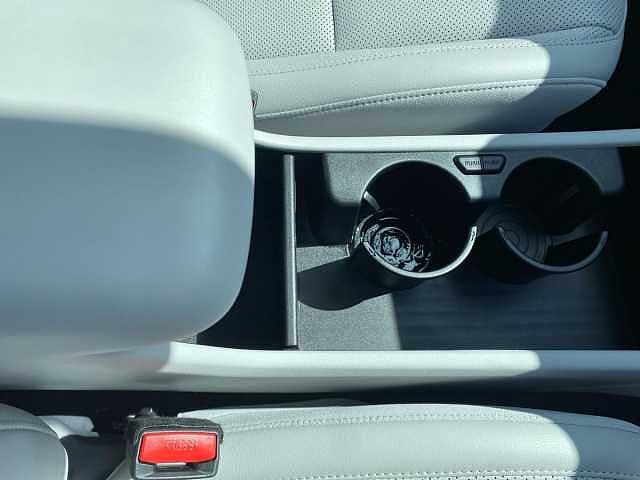 Hyundai KONA 1.6 GDi Hybrid Ultimate 5dr DCT [Lux Pack]