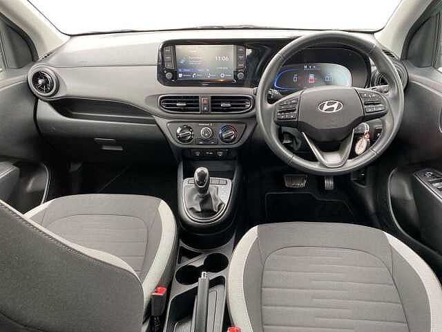 Hyundai i10 1.0 Advance 5dr Auto