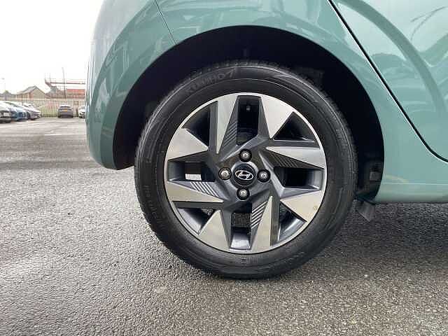 Hyundai i10 1.0 Advance 5dr Auto