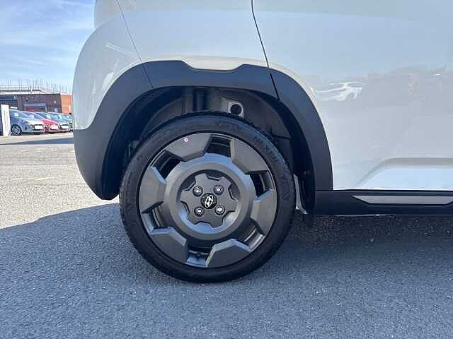 Hyundai Inster 85kW Cross 49kWh 5dr Auto
