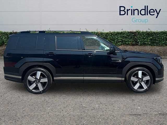 Hyundai SANTA FE 1.6 TGDi 239 Hybrid Ultimate 5dr 4WD Auto Abyss Black
