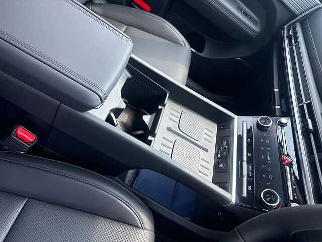 Hyundai SANTA FE 1.6 TGDi 239 Hybrid Ultimate 5dr Auto Creamy White