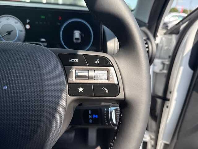 Hyundai INSTER 85kW 02 49kWh 5dr Auto Atlas White
