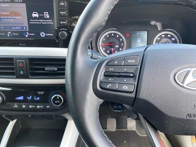 Hyundai i10 1.0 MPi Premium 5dr