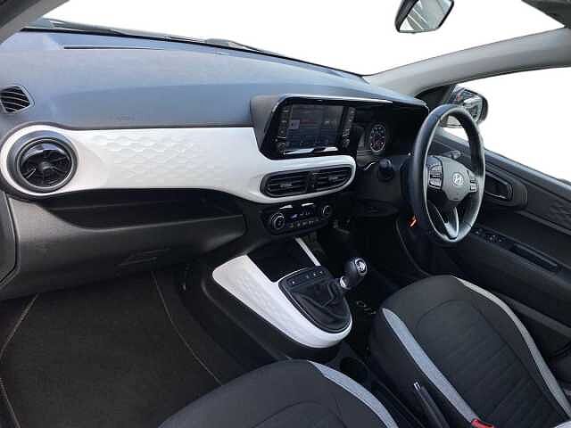 Hyundai i10 1.0 MPi Premium 5dr