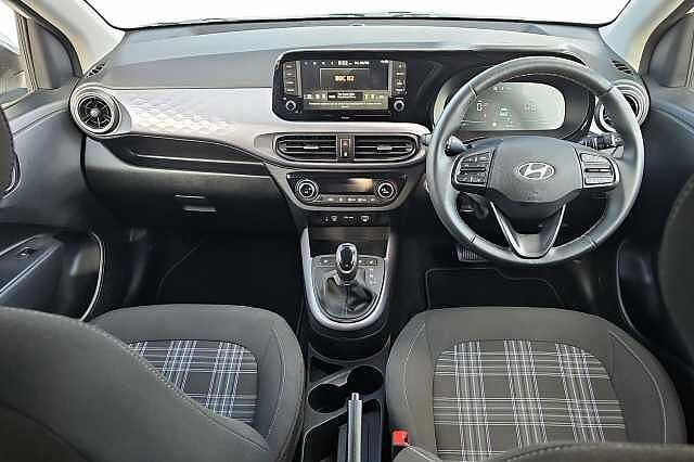 Hyundai i10 1.2 [79] Premium 5dr Auto [Nav]