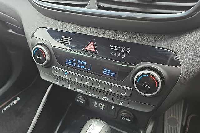 Hyundai TUCSON 1.6 CRDi 48V MHD 136 N Line 5dr 2WD DCT Red