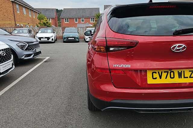 Hyundai TUCSON 1.6 CRDi 48V MHD 136 N Line 5dr 2WD DCT Red