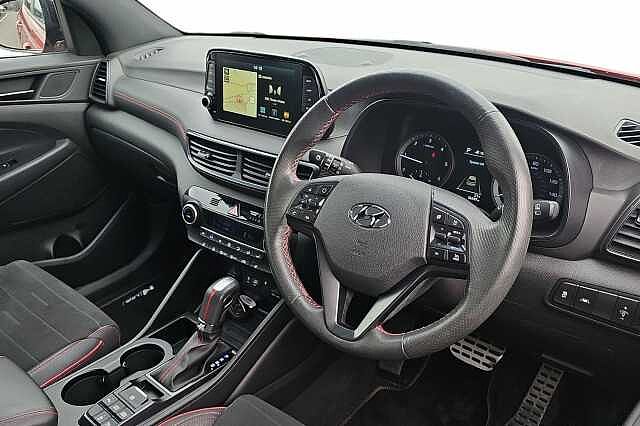 Hyundai TUCSON 1.6 CRDi 48V MHD 136 N Line 5dr 2WD DCT Red