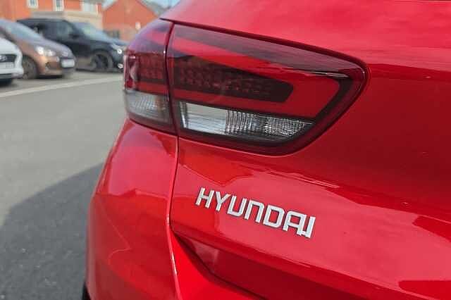 Hyundai I30 1.5T GDi 48v Hybrid N Line S 5dr DCT Red