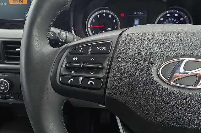 Hyundai i10 1.0 MPi Premium 5dr