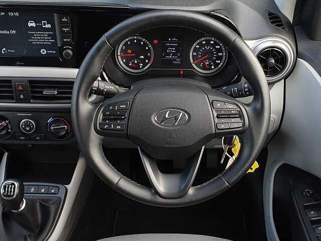 Hyundai i10 1.0 MPi Premium 5dr