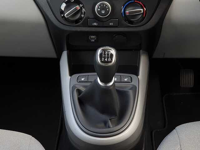 Hyundai i10 1.0 MPi Premium 5dr