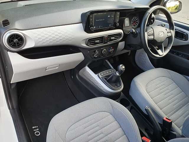 Hyundai i10 1.0 MPi Premium 5dr