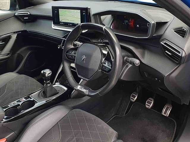 Peugeot 2008 1.2 PureTech 130 GT Premium 5dr