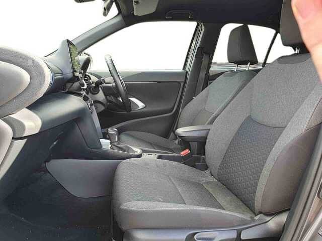 Toyota Yaris Cross 1.5 Hybrid Design 5dr CVT