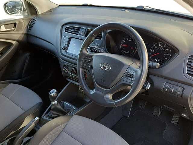 Hyundai I20 1.2 MPi SE 5dr White