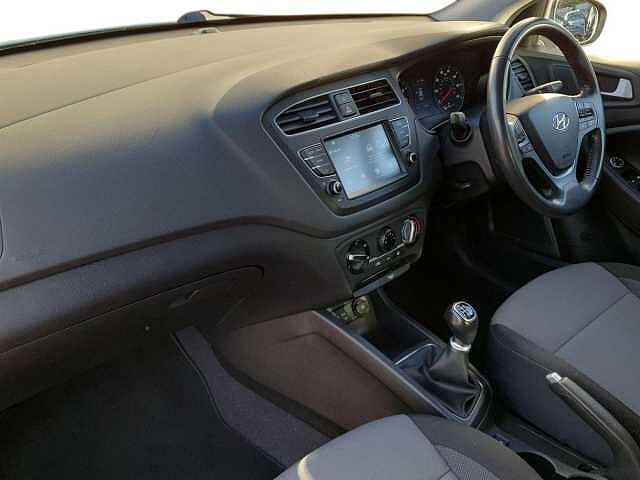 Hyundai I20 1.2 MPi SE 5dr White