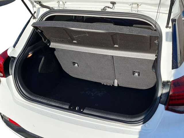 Hyundai I20 1.2 MPi SE 5dr White