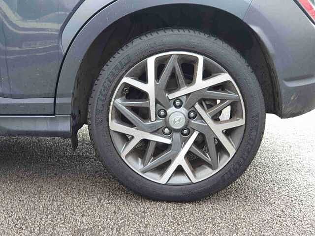 Hyundai KONA 1.6 GDi Hybrid Premium 5dr DCT Grey