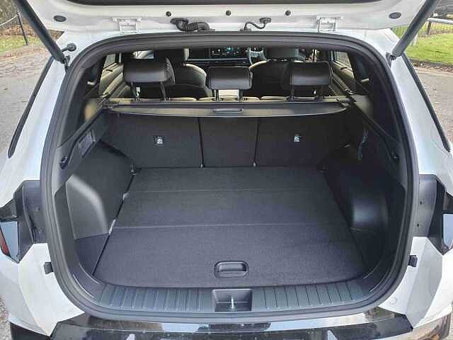 Hyundai TUCSON 1.6T Hybrid N Line 5dr Auto White