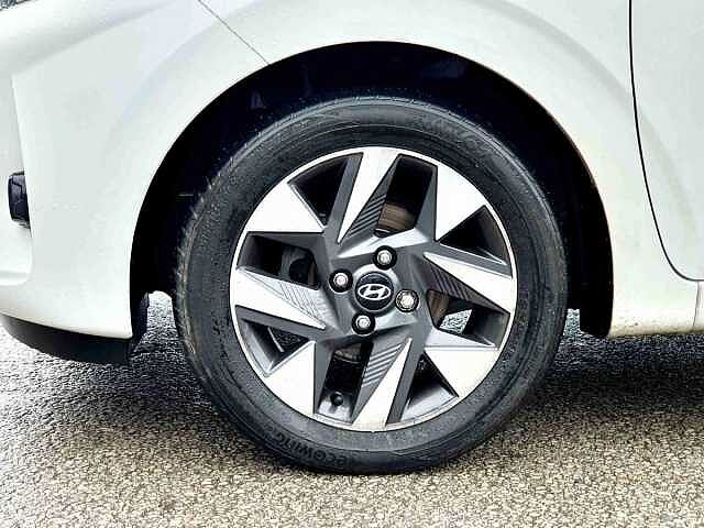 Hyundai i10 1.0 [63] Advance 5dr [Nav]