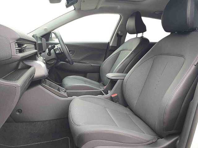 Hyundai KONA 1.6 GDi Hybrid Ultimate 5dr DCT White