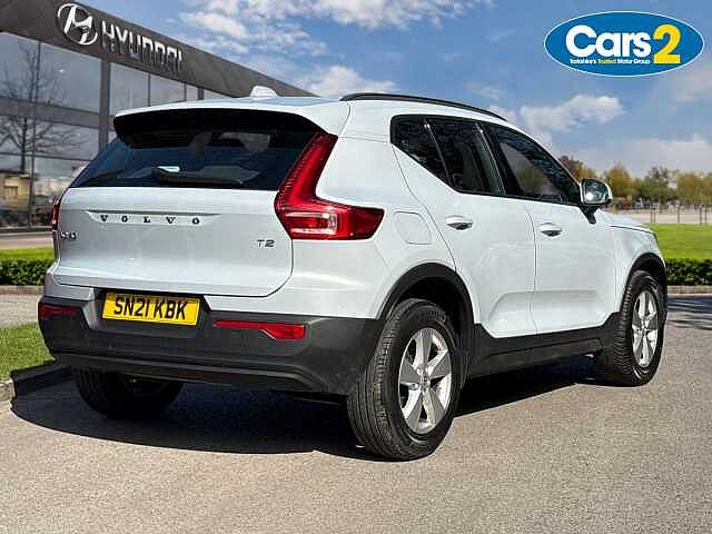 Volvo XC40 1.5 T2 Momentum Core 5dr
