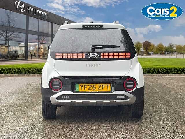 Hyundai INSTER 85kW 02 49kWh 5dr Auto White