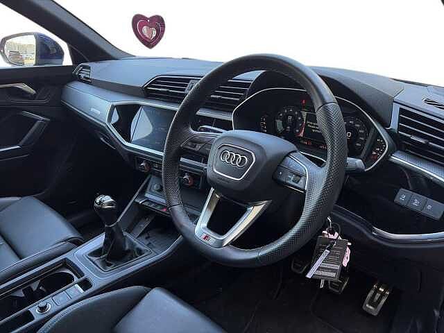 Audi Q3 35 TFSI S Line 5dr [Leather]