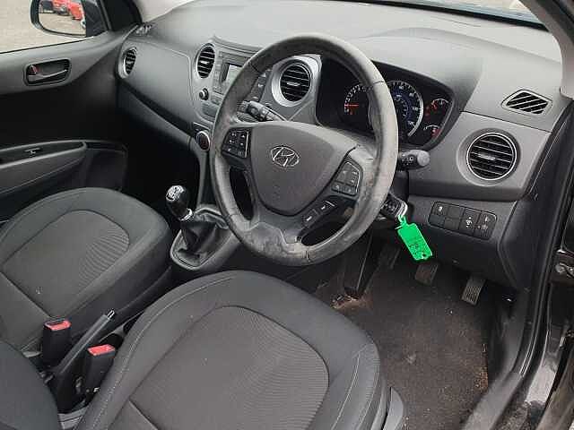 Hyundai i10 1.0 SE 5dr