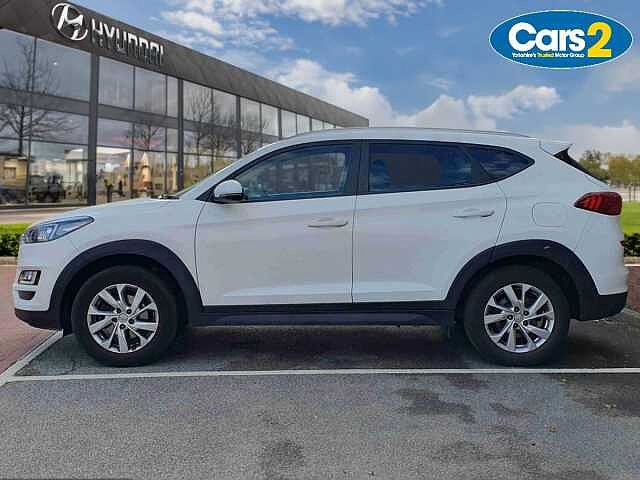 Hyundai TUCSON 1.6 GDi SE Nav 5dr 2WD White