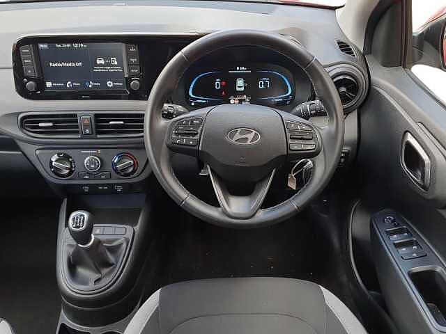 Hyundai i10 1.0 Advance 5dr