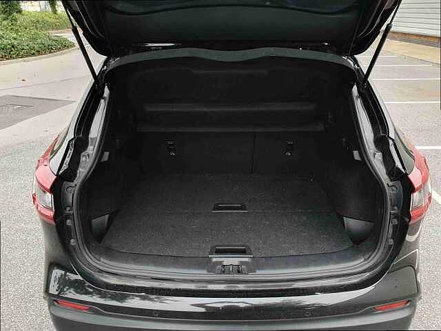 Nissan Qashqai 1.3 DiG-T Tekna 5dr