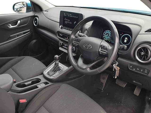 Hyundai KONA 1.6 GDi Hybrid SE Connect 5dr DCT Blue