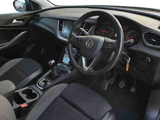 Vauxhall Grandland X 1.5 Turbo D Business Edition Nav 5dr