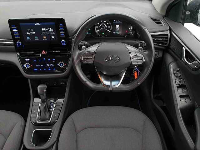 Hyundai IONIQ 1.6 GDi Hybrid SE Connect 5dr DCT Grey
