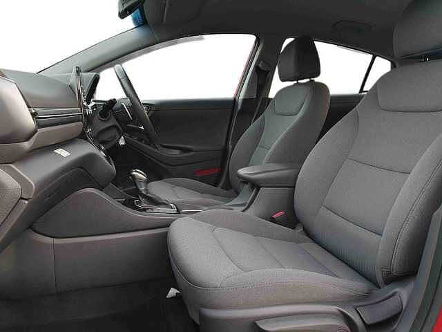 Hyundai IONIQ 1.6 GDi Hybrid SE Connect 5dr DCT Red