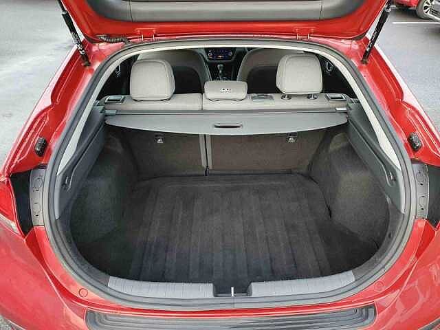 Hyundai IONIQ 1.6 GDi Hybrid SE Connect 5dr DCT Red